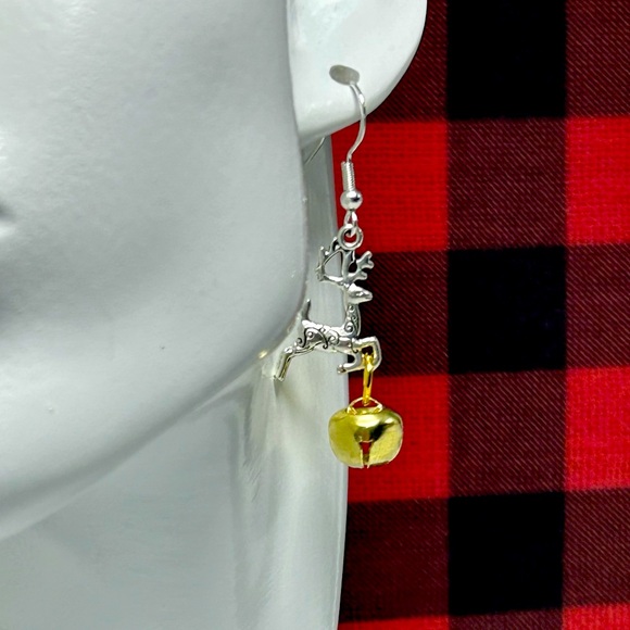 Handmade Sterling Silver Reindeer Earrings! - Picture 3 of 7